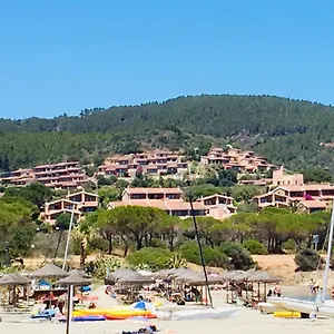  Casa vacanze Casa Vacanza Porto Corallo Italia